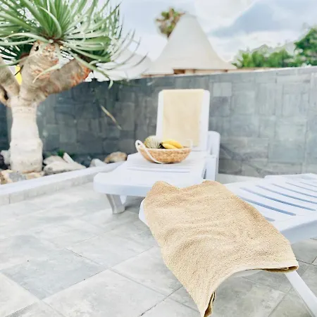 Canaryislandshost L Ocean Apartment Costa Teguise