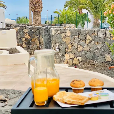 Canaryislandshost L Ocean *
