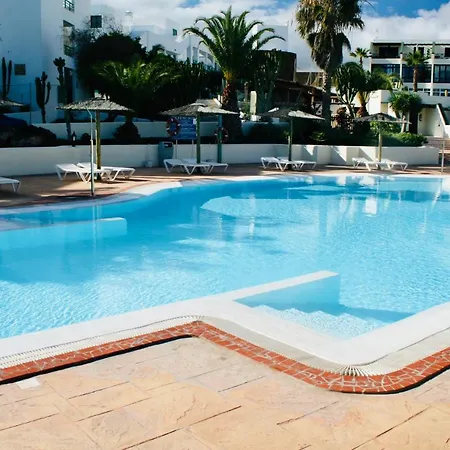 Canaryislandshost L Ocean * Costa Teguise